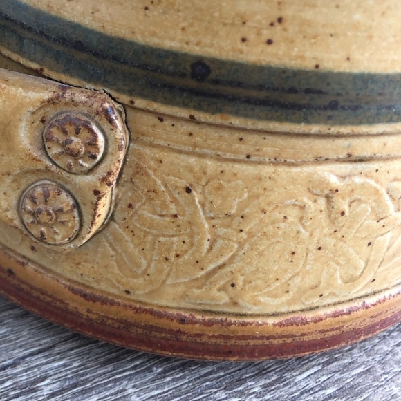 Hand-thrown Pottery Canister with Lid - Picture 11 of 16